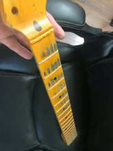 Load image into Gallery viewer, RELIC HARD MAPLE STRAOCASTER NECK
