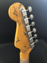 Load image into Gallery viewer, RELIC HARD MAPLE STRAOCASTER NECK
